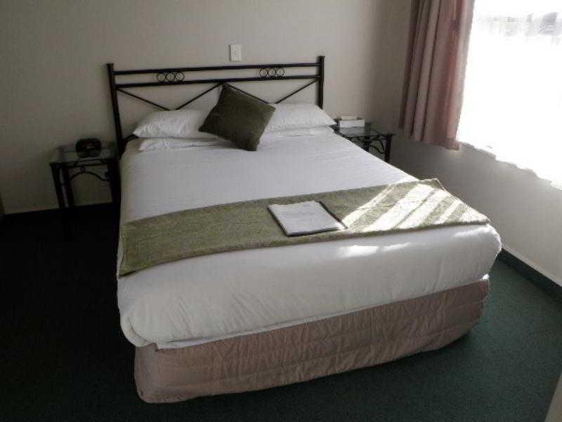 Durham Court Motor Inn Tauranga Extérieur photo